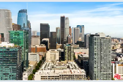 645 W 9th St #529, Los Angeles, CA 90015 - Photo 35