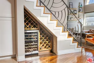 10824 Bloomfield St, Toluca Lake, CA 91602 - Photo 11