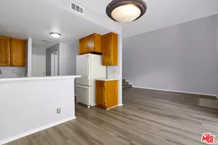 22911 Banyan Pl, Santa Clarita, CA 91390 - Photo 13