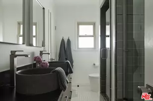 3297 Granville Ave, Los Angeles, CA 90066 - Photo 23