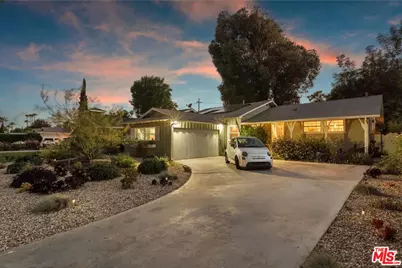 7667 Chisholm Ave, Van Nuys, CA 91406 - Photo 31