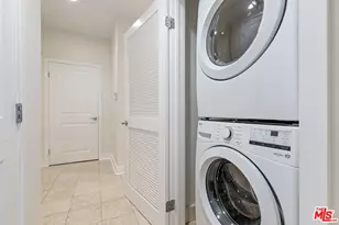 2240 S Beverly Glen Blvd, Los Angeles, CA 90064 - Photo 25