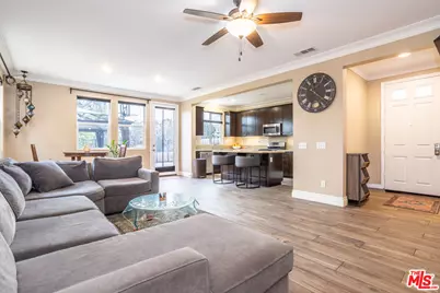 26350 Piazza Di Sarro, Newhall, CA 91321 - Photo 5