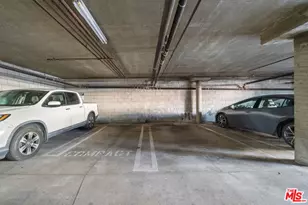 3675 Empire Dr, Los Angeles, CA 90034 - Photo 29