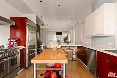 1200 N Sweetzer Ave #1, West Hollywood, CA 90069 - Photo 7