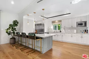 2120 San Ysidro Dr, Beverly Hills, CA 90210 - Photo 11