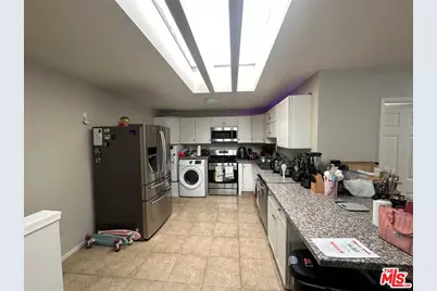 7304 Canby Ave, Reseda, CA 91335 - Photo 9