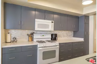 1312 S Saltair Ave #102, Los Angeles, CA 90025 - Photo 7