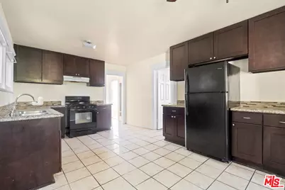 547 W Kelso St, Inglewood, CA 90301 - Photo 9