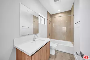 1216 Magnolia Ave, Los Angeles, CA 90006 - Photo 11