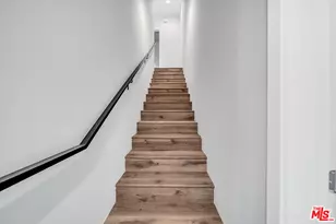 1216 Magnolia Ave, Los Angeles, CA 90006 - Photo 5