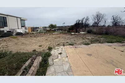 720 Lachman Ln, Pacific Palisades, CA 90272 - Photo 3