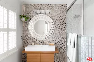 4205 W 59th St, Los Angeles, CA 90043 - Photo 19