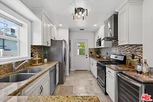8617 Olin St, Los Angeles, CA 90034 - Photo 11