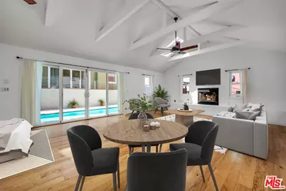 8621 Lookout Mountain Ave, Los Angeles, CA 90046 - Photo 25