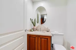 11749 Goshen Ave, Los Angeles, CA 90049 - Photo 15