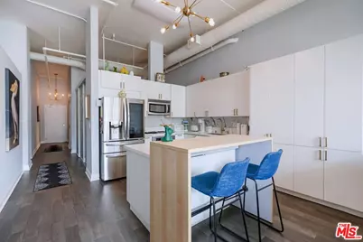 645 W 9th St #740, Los Angeles, CA 90015 - Photo 17