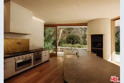 800 Brooktree Rd, Pacific Palisades, CA 90272 - Photo 7