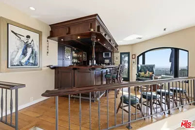 1284 Lago Vista Dr, Beverly Hills, CA 90210 - Photo 39