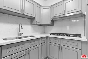 9950 Durant Dr, Beverly Hills, CA 90212 - Photo 17