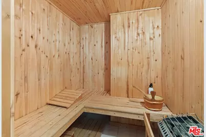 3541 Westfall Dr, Encino, CA 91436 - Photo 17