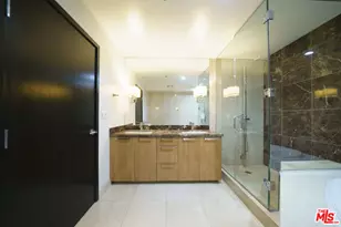 702 S Serrano Ave, Los Angeles, CA 90005 - Photo 35