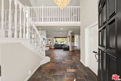 17437 Tarzana St, Encino, CA 91316 - Photo 3