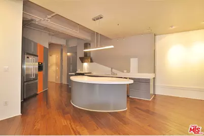 849 S Broadway #M8, Los Angeles, CA 90014 - Photo 11