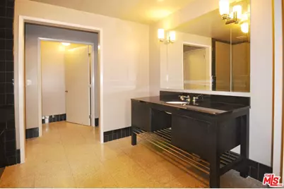 849 S Broadway #M8, Los Angeles, CA 90014 - Photo 21