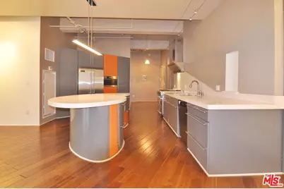 849 S Broadway #M8, Los Angeles, CA 90014 - Photo 13