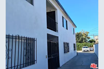 849 W 73rd St, Los Angeles, CA 90044 - Photo 25