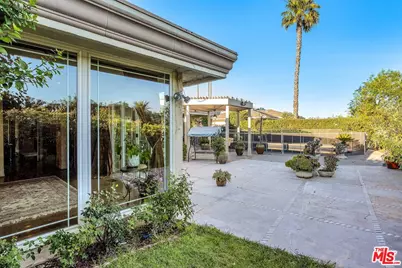 10810 Via  Verona St, Los Angeles, CA 90077 - Photo 33