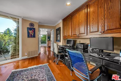 10810 Via  Verona St, Los Angeles, CA 90077 - Photo 21