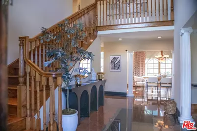 11502 Dona Teresa Dr, Studio City, CA 91604 - Photo 5