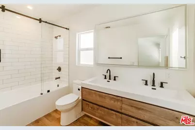 5222 Whitsett Ave #2, Valley Village, CA 91607 - Photo 15
