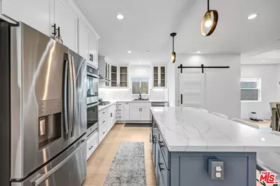 15227 Hartsook St, Sherman Oaks, CA 91403 - Photo 7