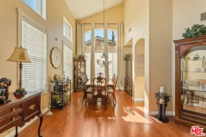 14834 Shetland Ln, Fontana, CA 92336 - Photo 7