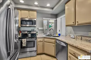 2247 Miramonte Cir, Palm Springs, CA 92264 - Photo 21