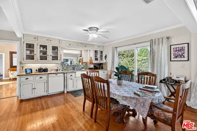 5119 Quakertown Ave, Woodland Hills, CA 91364 - Photo 11