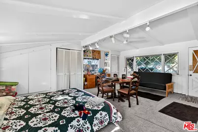 5119 Quakertown Ave, Woodland Hills, CA 91364 - Photo 27