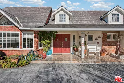 5119 Quakertown Ave, Woodland Hills, CA 91364 - Photo 3