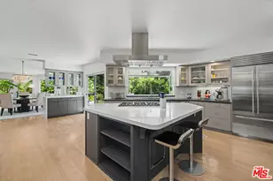 12004 Briarvale Ln, Studio City, CA 91604 - Photo 13
