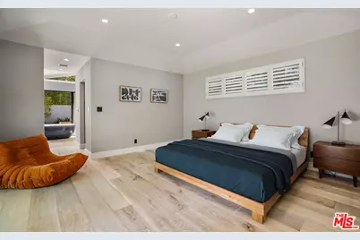 8400 Mulholland Dr, Los Angeles, CA 90046 - Photo 19