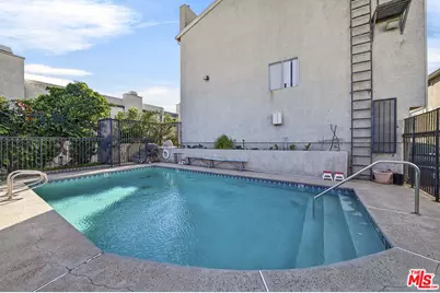 9034 Willis Ave #14, Panorama City, CA 91402 - Photo 19