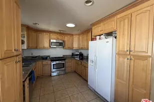 10923 S Inglewood Ave, Inglewood, CA 90304 - Photo 7
