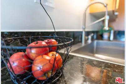 6050 Canterbury Dr #E317, Culver City, CA 90230 - Photo 5