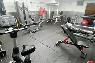 6050 Canterbury Dr, Culver City, CA 90230 - Photo 21