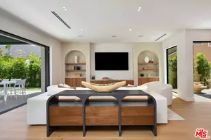 112 S Valley St, Toluca Lake, CA 91505 - Photo 19