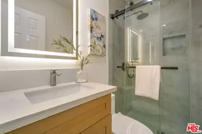 4933 W 20th St, Los Angeles, CA 90016 - Photo 19