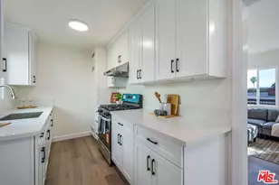 4933 W 20th St, Los Angeles, CA 90016 - Photo 31